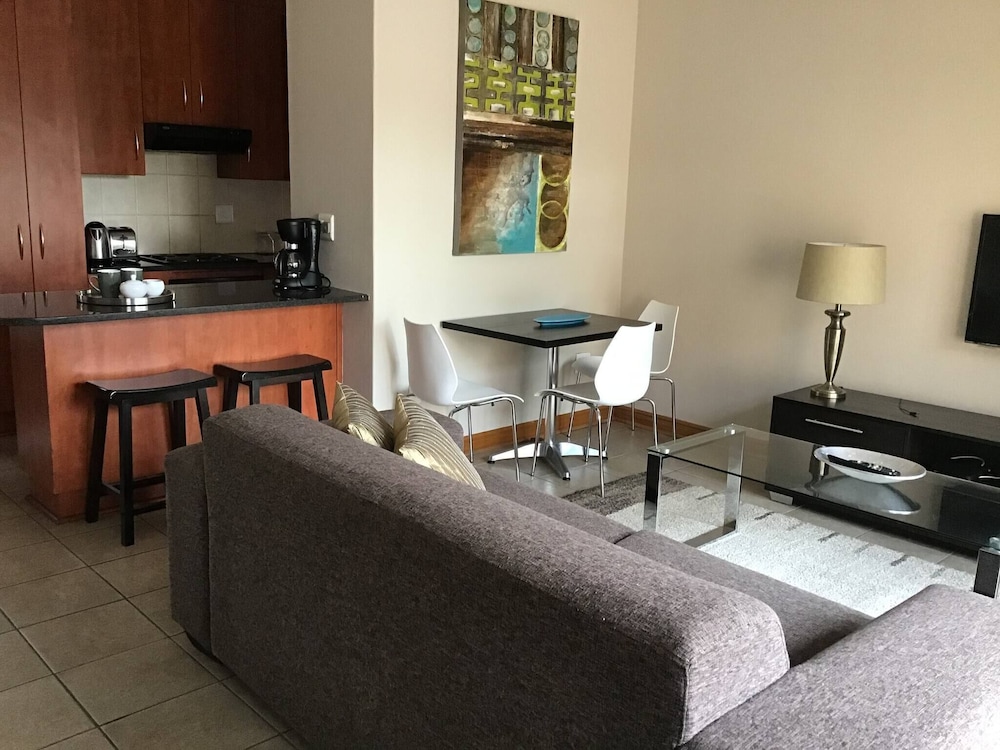 2BR Relocation Housing Fully Furnished Secured in Pentagon Park in Bloemfontein, South Africa