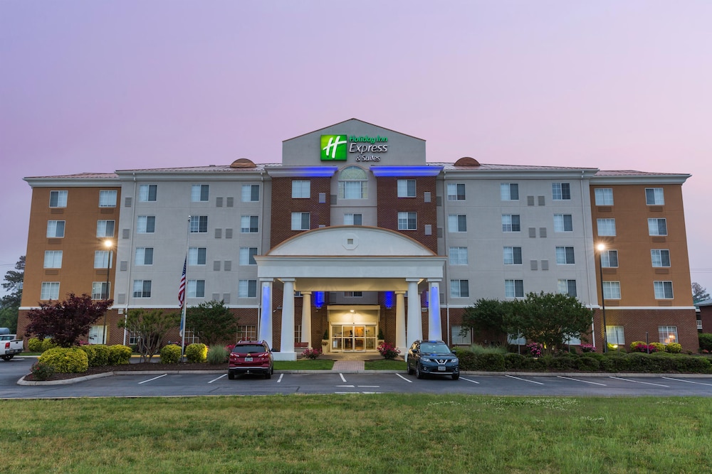Holiday Inn Express and Suites Petersburg Fort Lee by IHG - photo 39