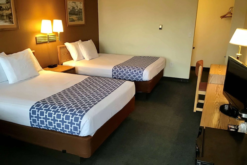 Travelodge by Wyndham Powell - photo 8