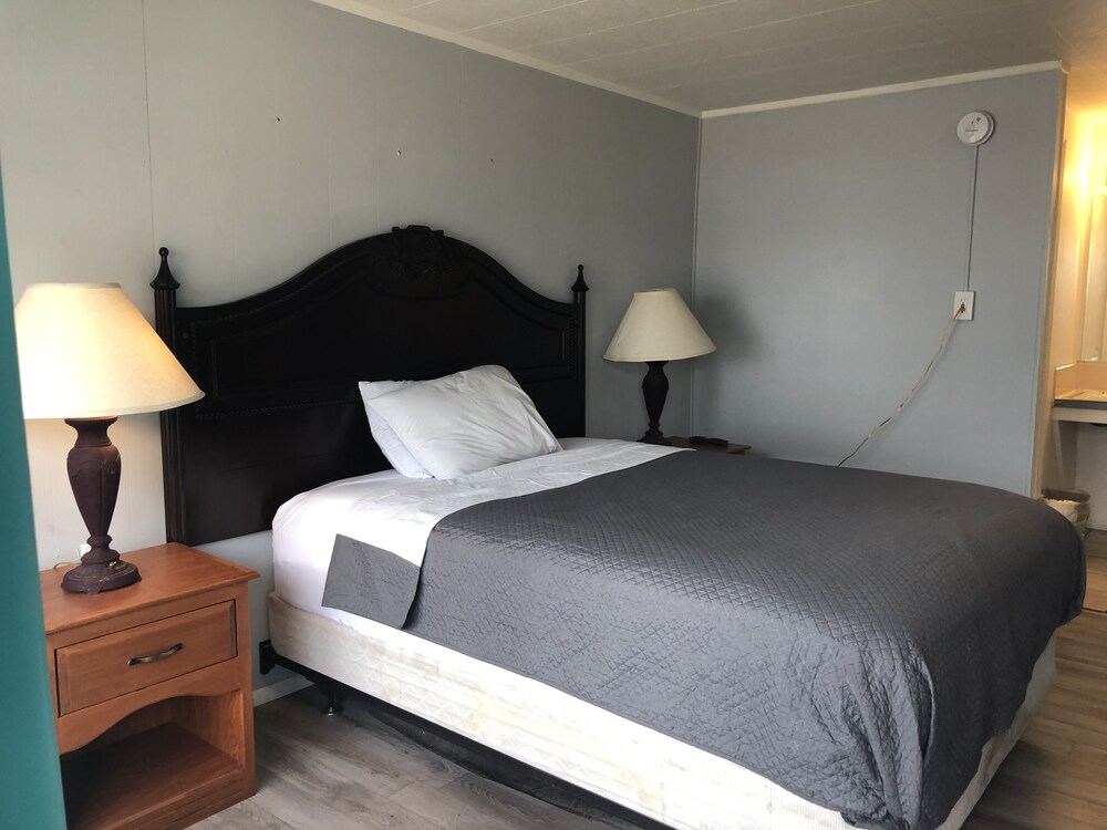 La Fun Motel - photo 20