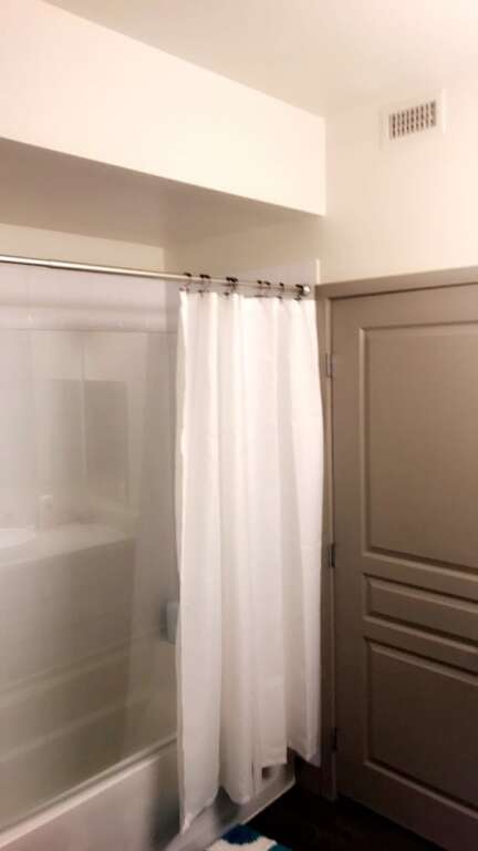 Cozy 2 Bedroom Apartment