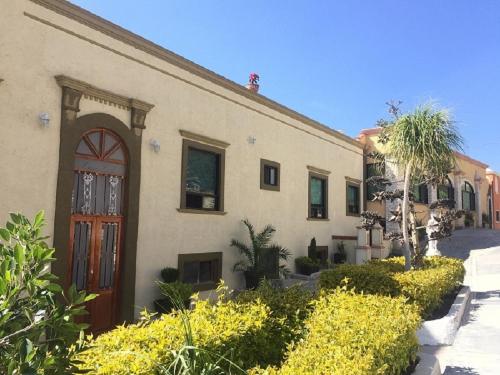 Casa Celia Hotel Restaurante — Bernal — photo 4