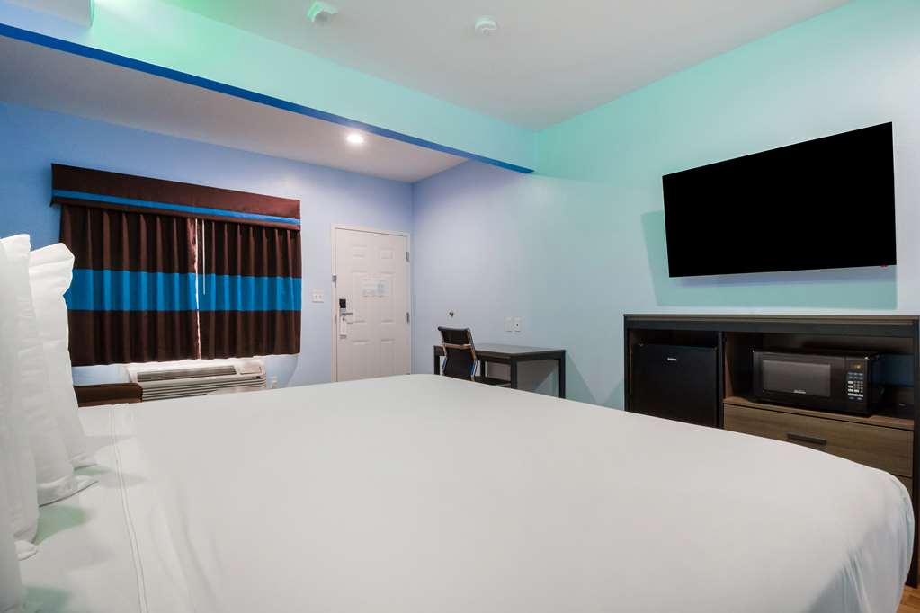 Americas Best Value Inn Aldine Westfield - photo 26