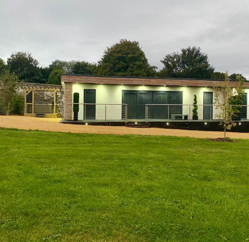 The Orchard Retreat — 4-Star Luxury Hotel in Bath, United Kingdom