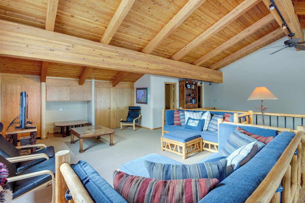 Big Sky Condo w Mountain Views 1 Mi to Resort - photo 28
