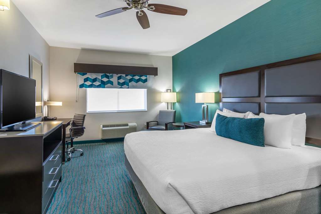Best Western Plus Taft Inn - photo 38