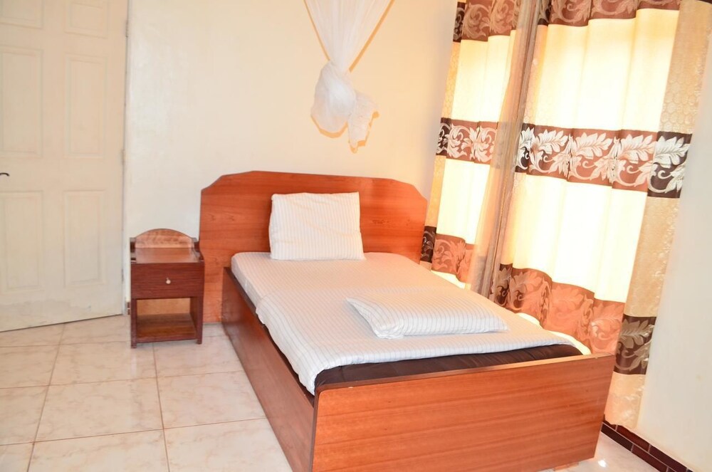 Light House Hotel — Butare — photo 3