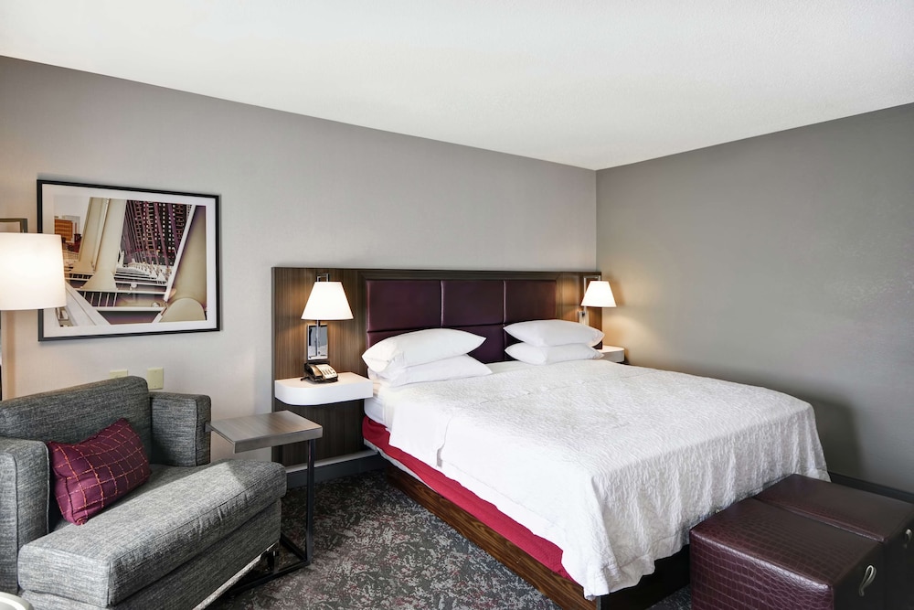 Hampton Inn & Suites Columbus Easton Area - photo 20