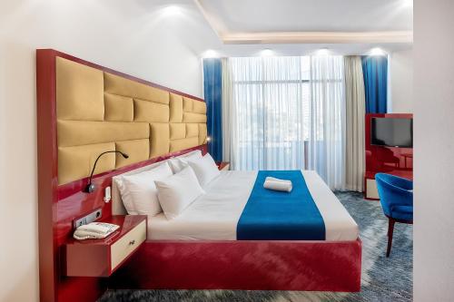 Denis hotel