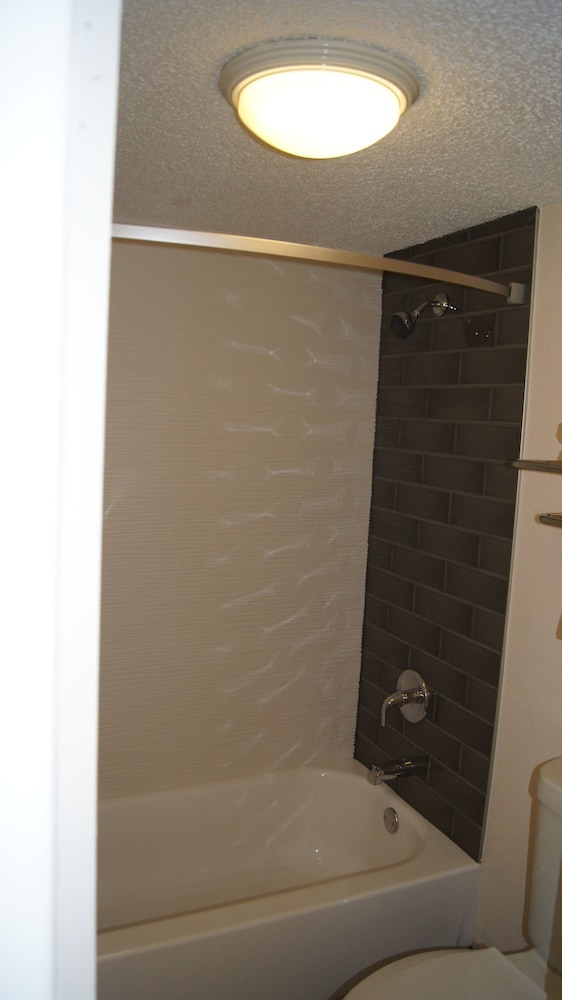 Travelodge by Wyndham North Richland Hills Dallas Ft Worth - photo 12