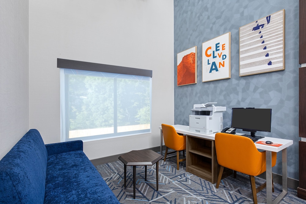 Holiday Inn Express Cleveland Northwest by IHG - photo 23