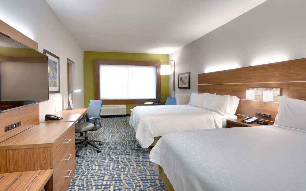 Holiday Inn Express & Suites Gainesville I 75 by IHG - photo 12