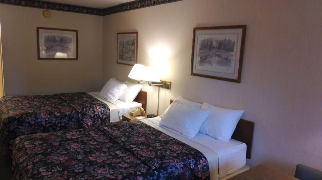 Americas Best Value Inn Marion NC - photo 7