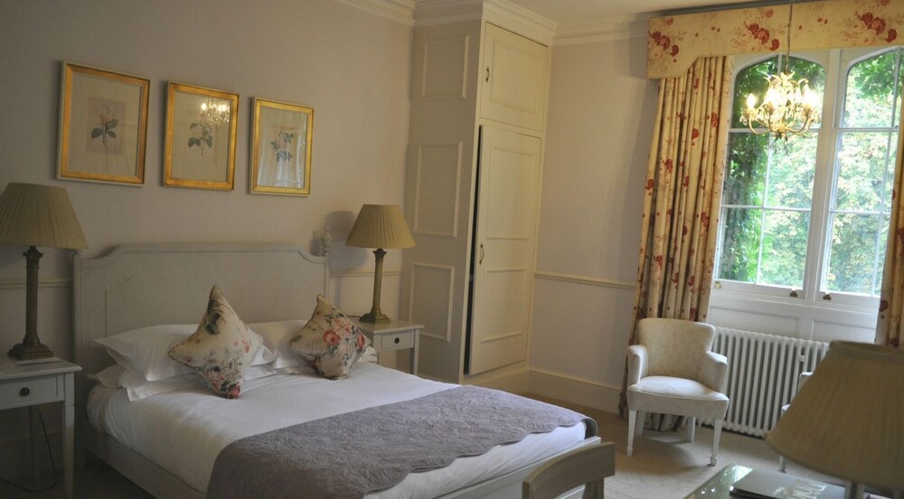 The Manor Country House Hotel in Bicester, United Kingdom