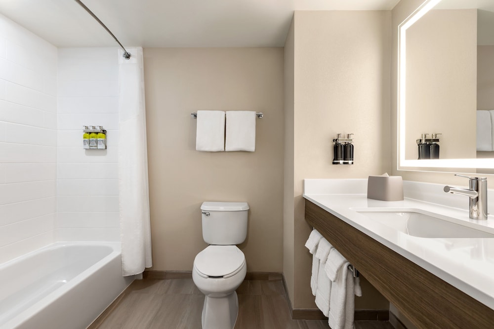 Holiday Inn Express Hotel & Suites Fort Pierce West by IHG - photo 24