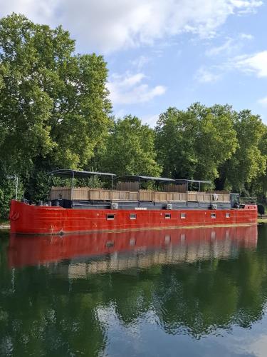 Bateau Eos — 4-Star Luxury Hotel in Strasbourg, France