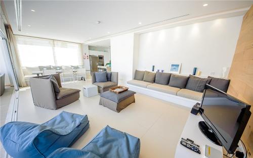 Oceanview Luxury Villa 100