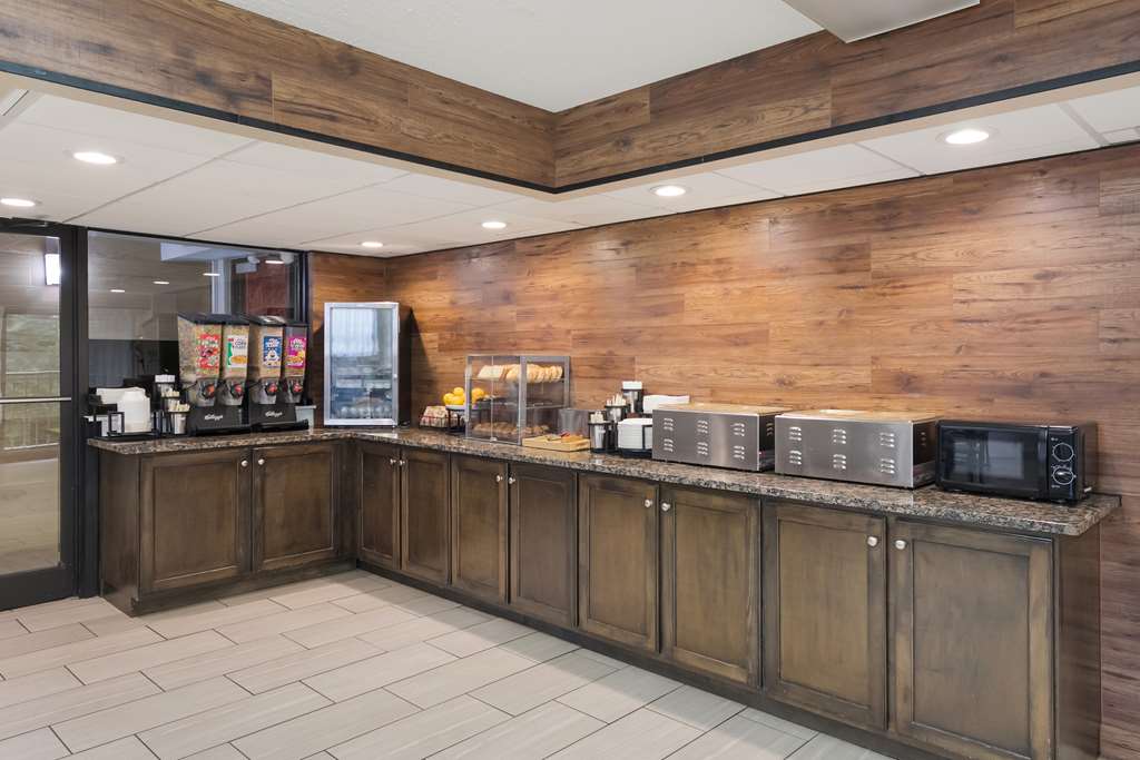 SureStay Plus Hotel by Best Western Gatlinburg - photo 7