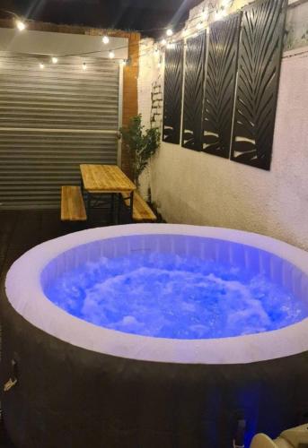 HotTub Sauna Massage BBQ Firepit Games Beach in Sunderland, United Kingdom