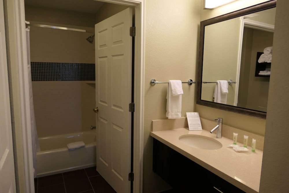 Sonesta ES Suites Portland Vancouver 41st Street - photo 15
