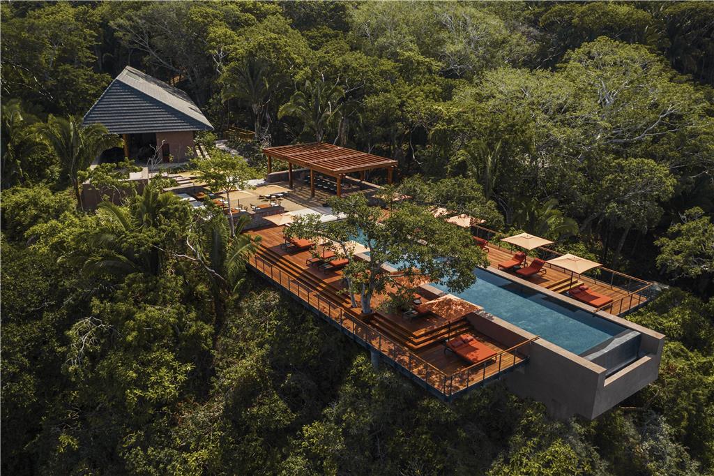 OneOnly Mandarina Drone Carao Restaurant Pool