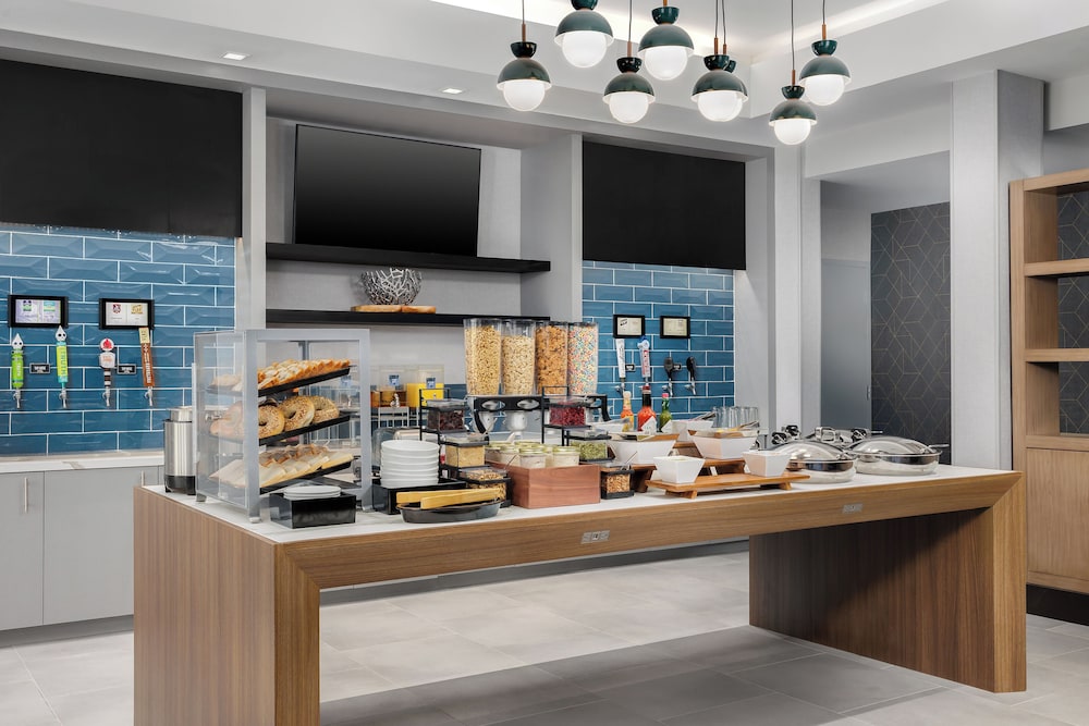 Homewood Suites by Hilton Newport Cincinnati - photo 27