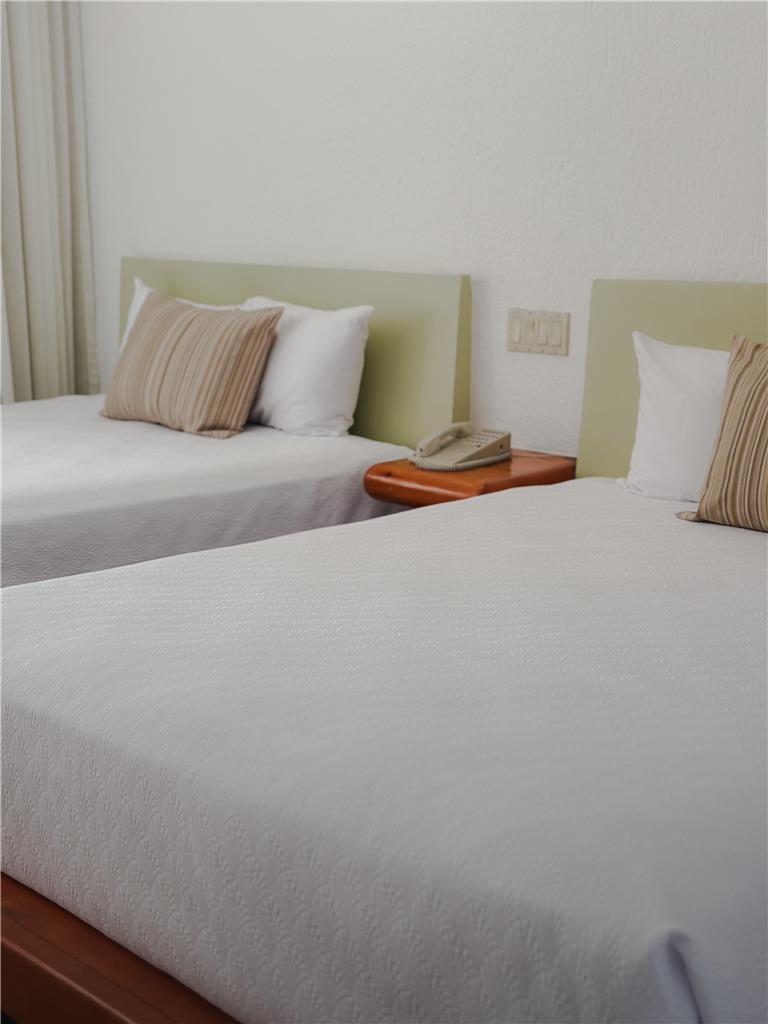 Los Patios Hotel