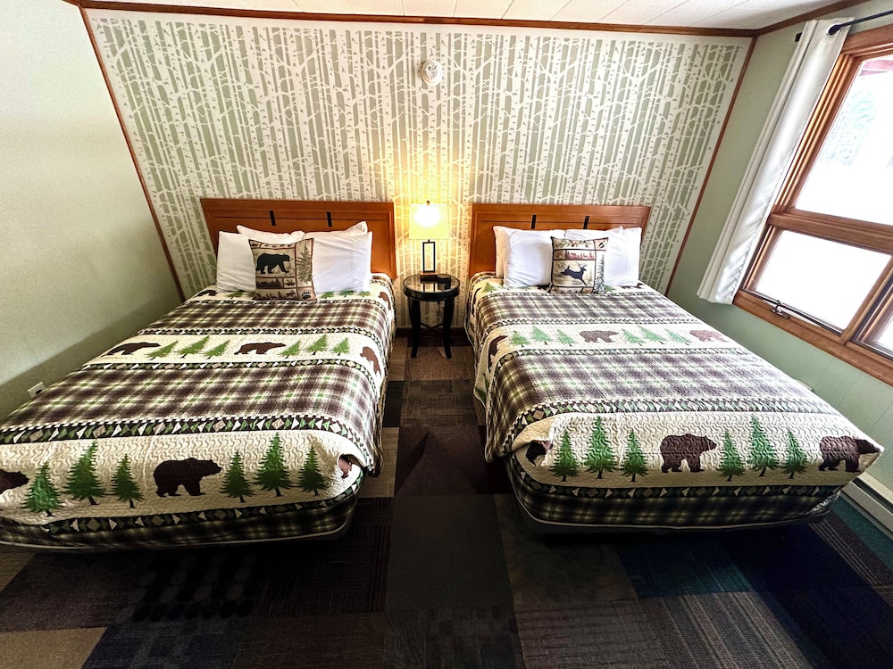 White Mountain Motel And Cottages - photo 17