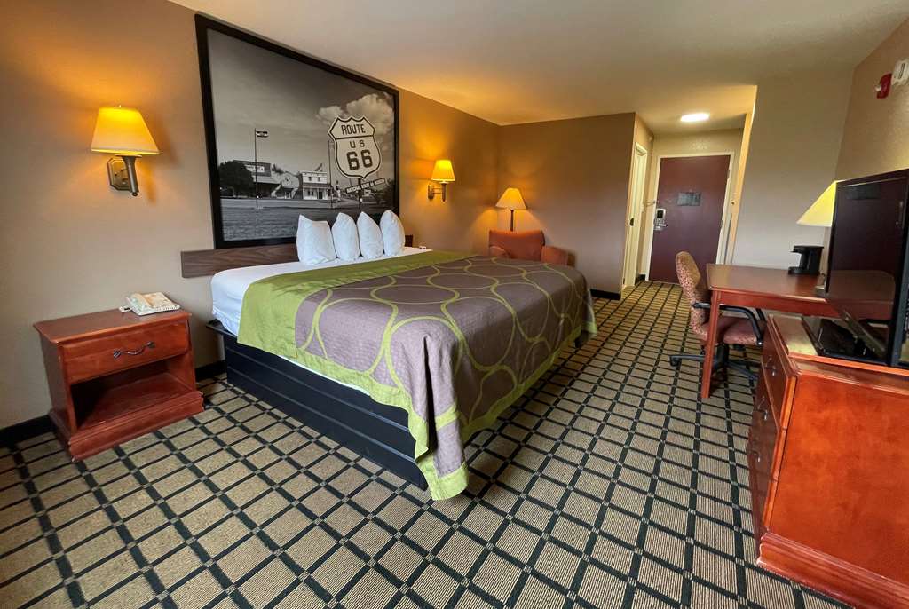 Super 8 by Wyndham Rolla - photo 13