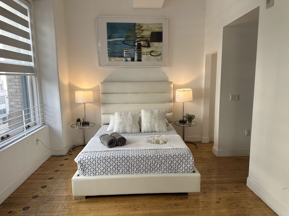 One Lux Stay HWH Downtown Los Angeles - photo 39