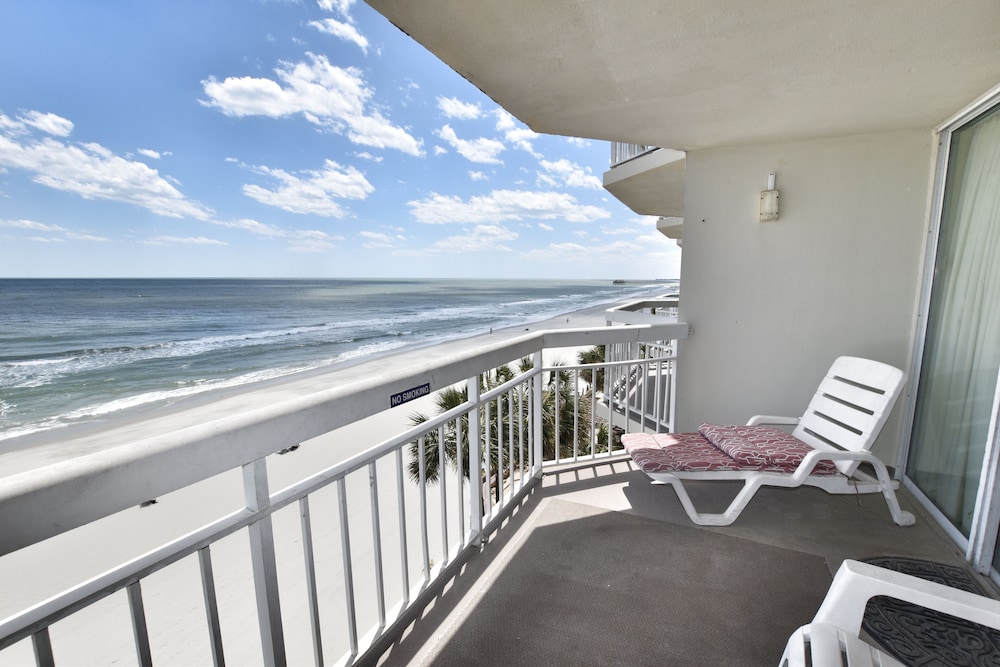 0401 Waters Edge Resort 3 Bedroom Condo by RedAwning - photo 45