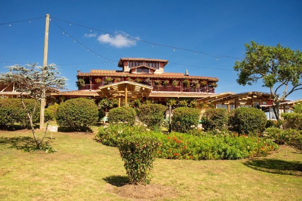 Jardín de Silleteros Agro Parque Hotel — hotel in Envigado