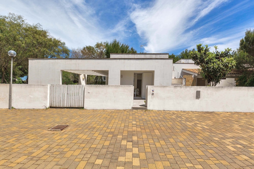 2372 Villette Girovagando Trilo Standard by Barbarhouse in Melendugno, Italy