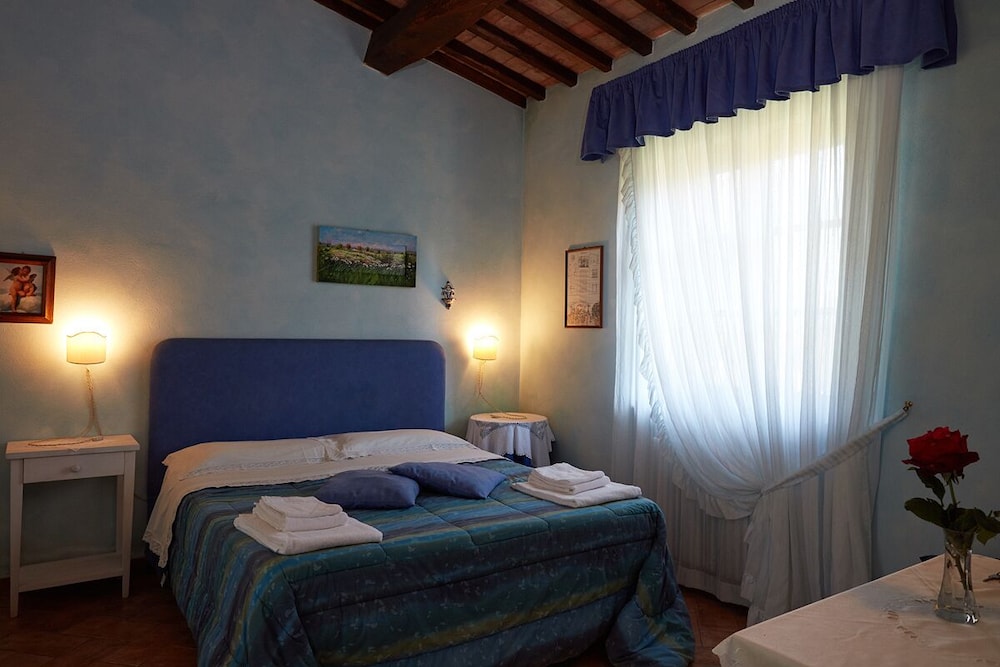 Agriturismo Villa Vacasio — 4-Star Luxury Hotel in Pitigliano, Italy