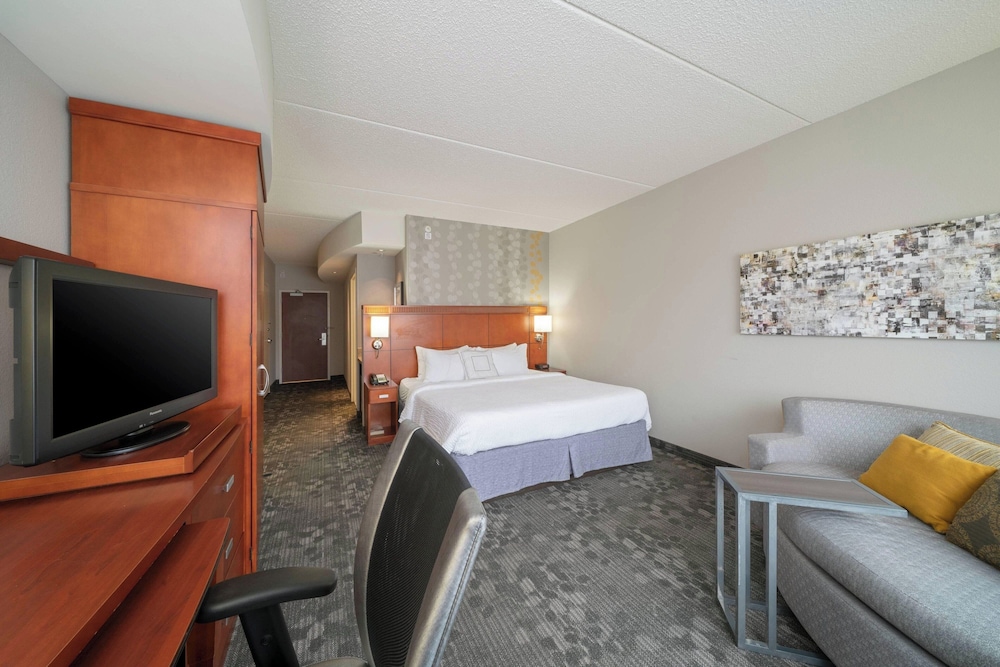 Courtyard by Marriott Salisbury - photo 10