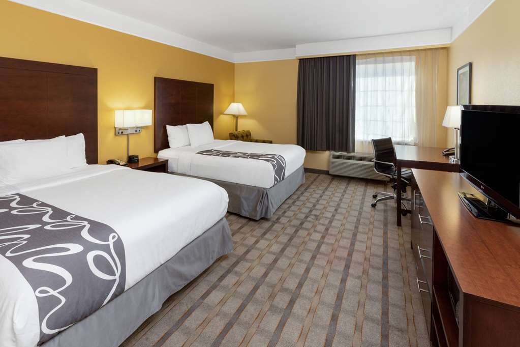 La Quinta Inn & Suites by Wyndham Houston NW Beltway8 WestRD - photo 27