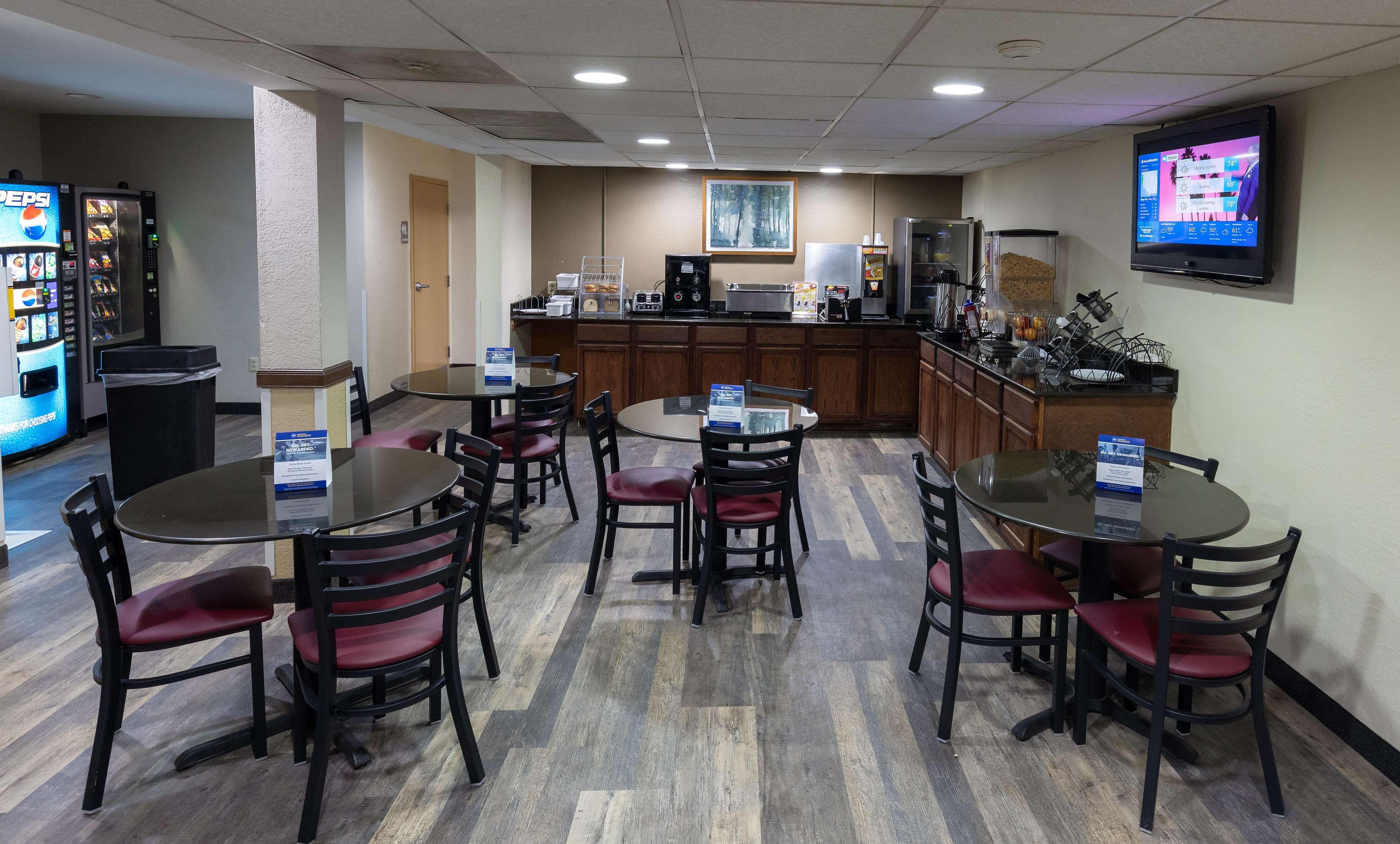 Wingate by Wyndham Somerset - photo 12