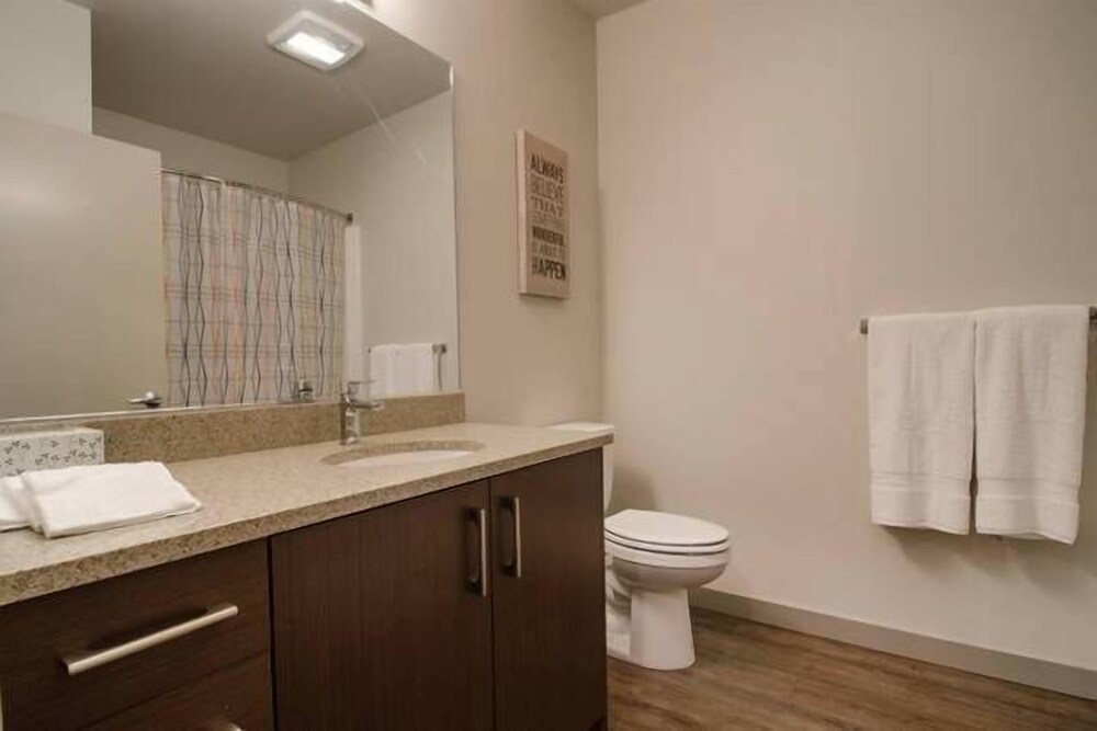 Capitol Hill Suites by Luxe Hubs - photo 56