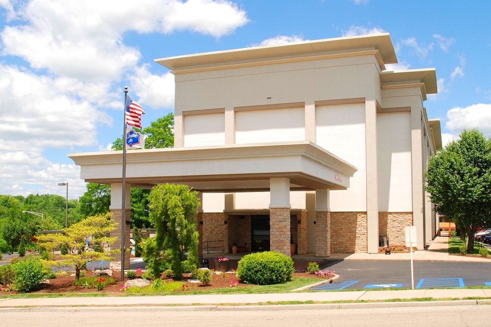 Hampton Inn Bloomington - photo 60