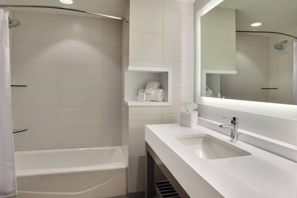 Courtyard by Marriott Orlando South Grande Lakes Area - photo 19