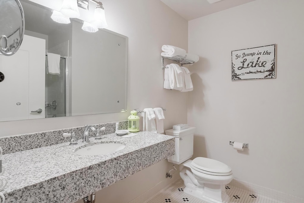 Village Suites Bay Harbor - photo 63