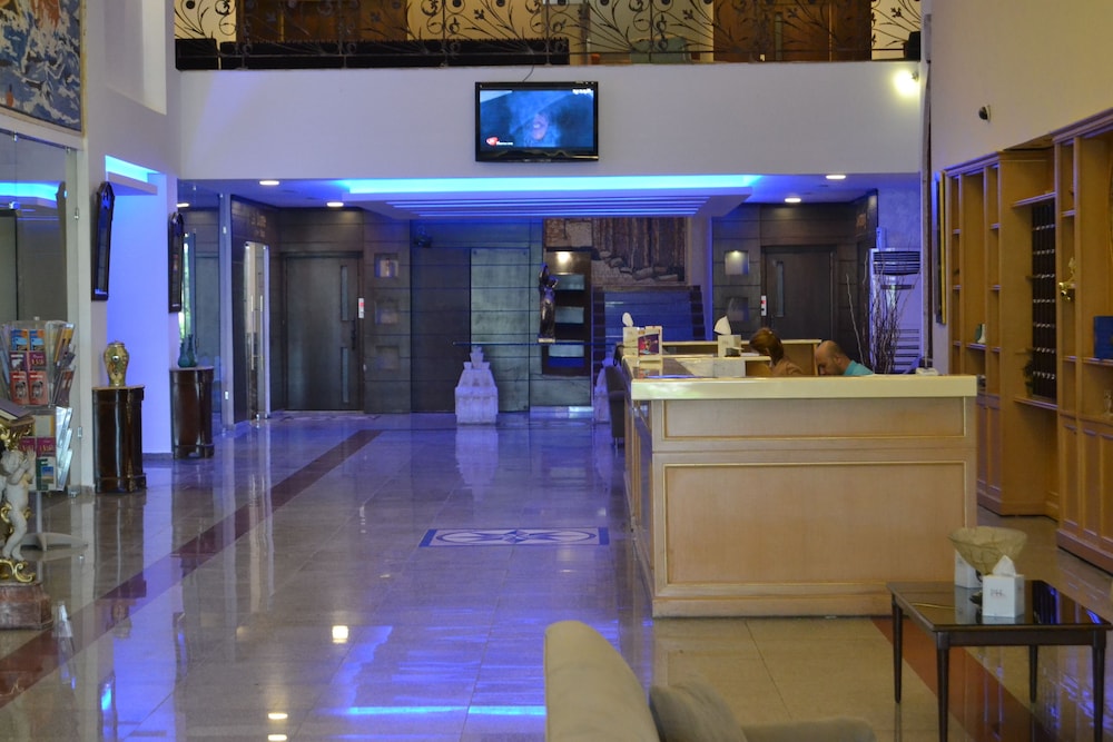 Platinum Hotel — Tyre — photo 5