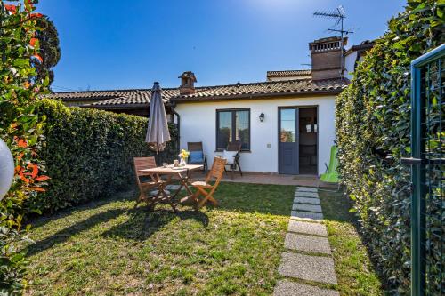 Casa Maestrale ToscanaOneHH — 4-Star Luxury Hotel in Santa Luce, Italy