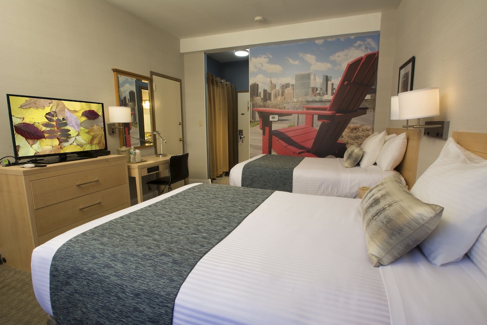 Adria Hotel And Conference Center — hotel in Bayside