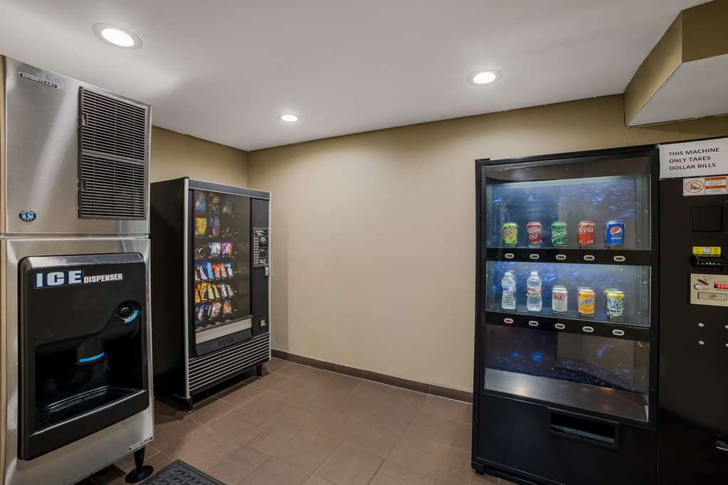 SureStay Plus by Best Western Mesa Superstition Springs - photo 30