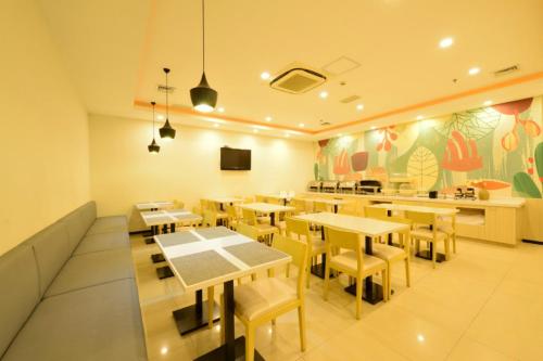 Ruiyi Anke Hotel - carbon neutral hotel in Wuhan