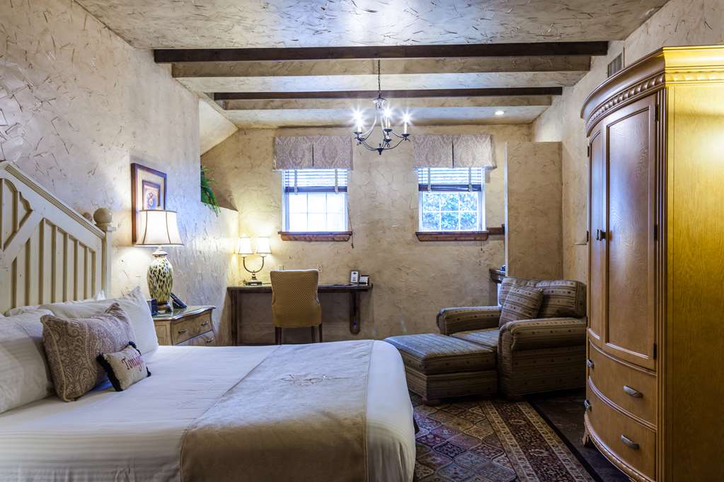 The Inn At Leola Village - photo 7