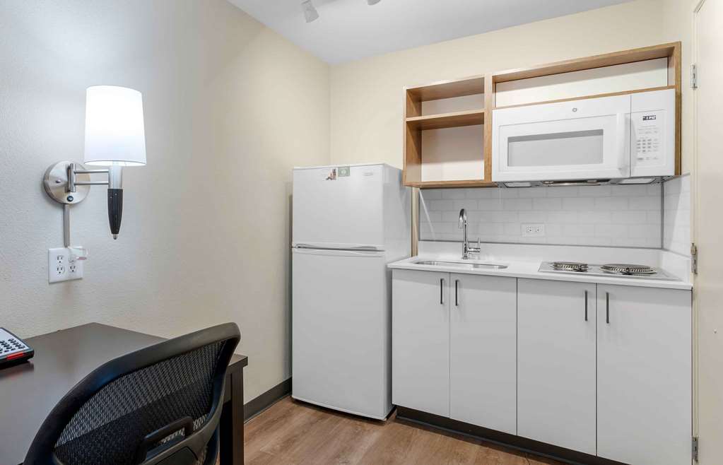 Extended Stay America Suites San Francisco San Mateo SFO - photo 23