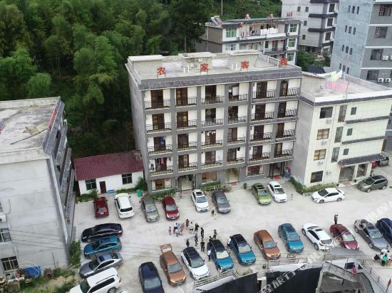 Coloroom Xunjian Inn Luotian Bodaofeng in Huanggang, People's Republic of China