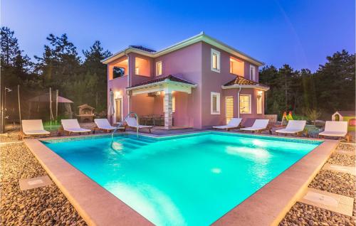 Four Bedroom Holiday Home In Imotski — 4-Star Luxury Hotel in Imotski, Croatia